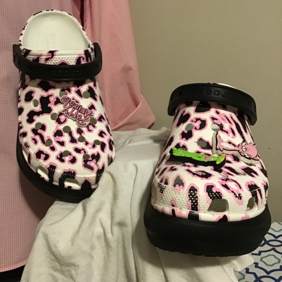 🔥Best offers, CROCS, Women’s size 10, new condition, see pictures, super clean - Picture 2 of 7